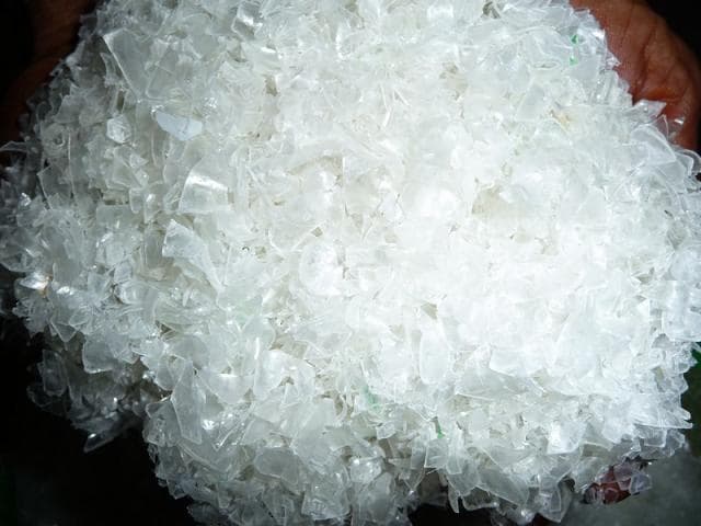 PET FLAKES HOT WASHED CLEAR scrap